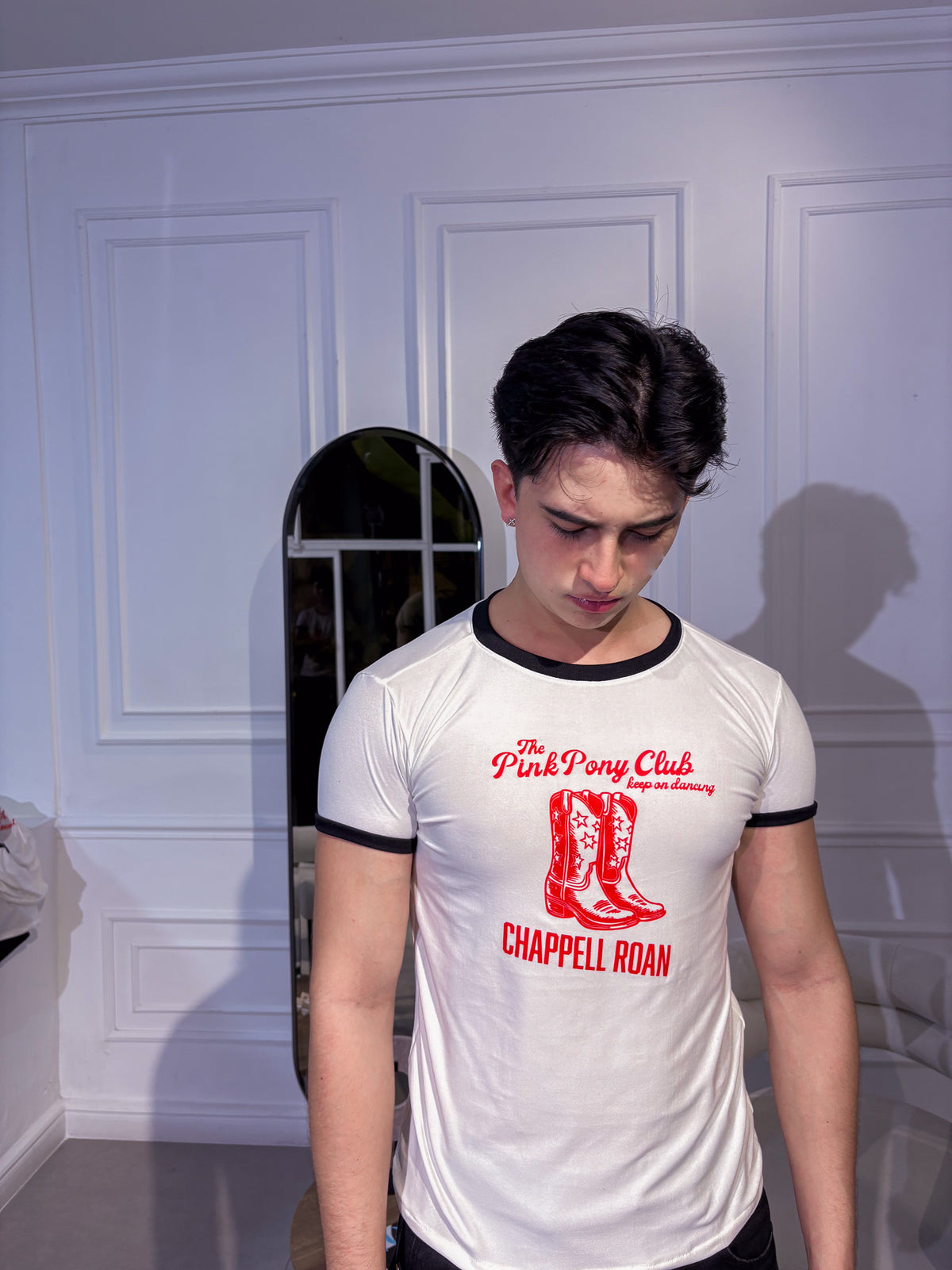 Ringer Tee Lanilla Licrada - Chappell Roan (Blanca con Ribs Negros)