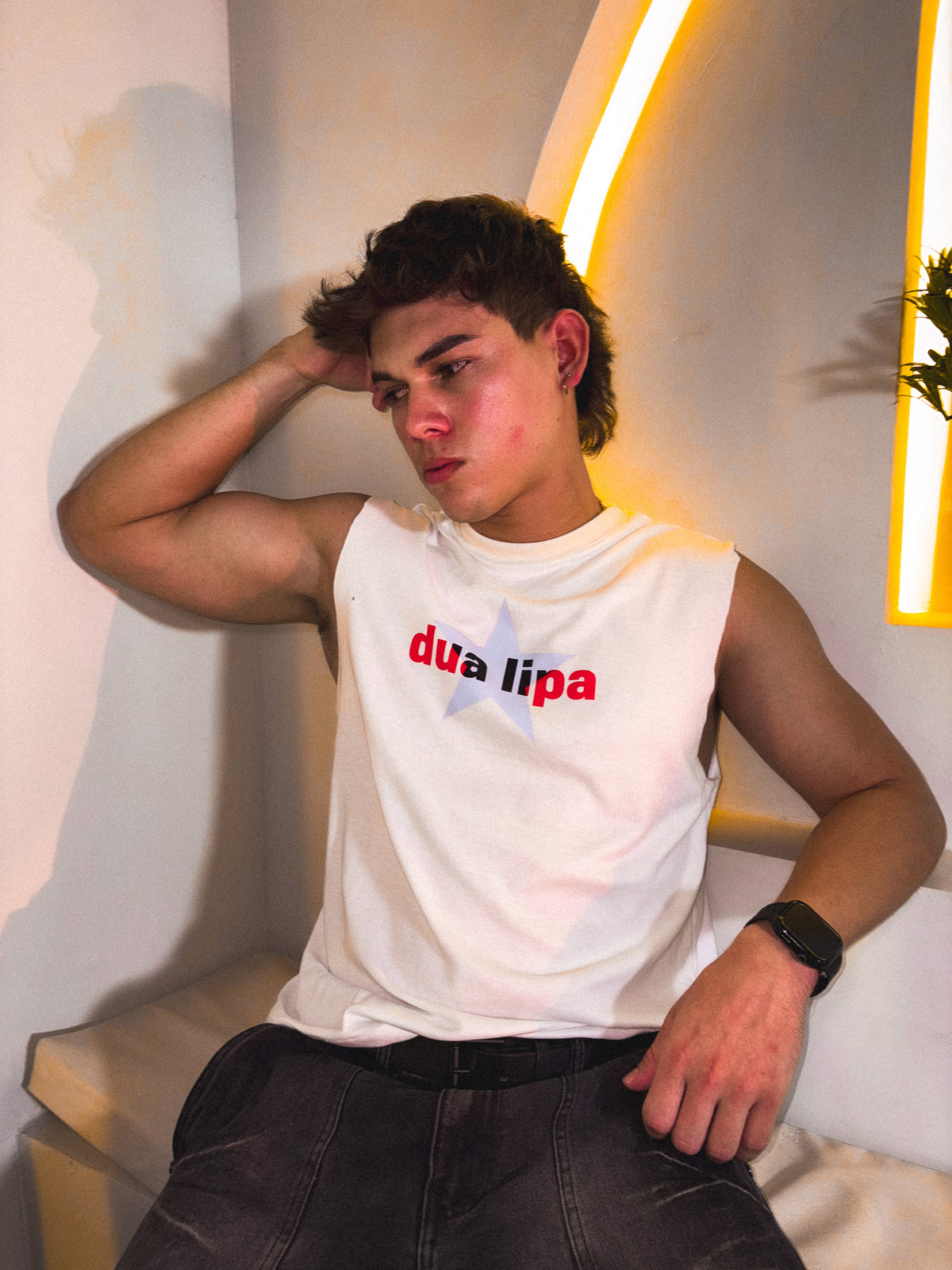 Camisilla de Algodón Peinado - Star Dua Lipa (Blanca/Letras Rojas)